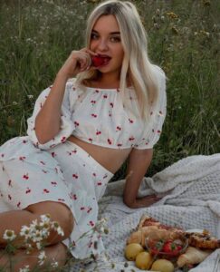 Лучшие эскорт услуги от Селтин в Москве